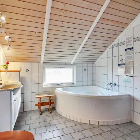 Holiday home Freya - 200m From The Sea In Nw Jutland By Interhome Lokken