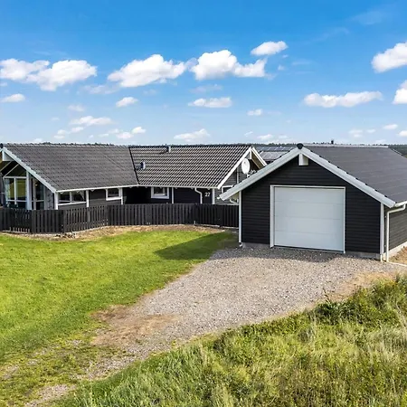 Holiday home Freya - 200m From The Sea In Nw Jutland By Interhome