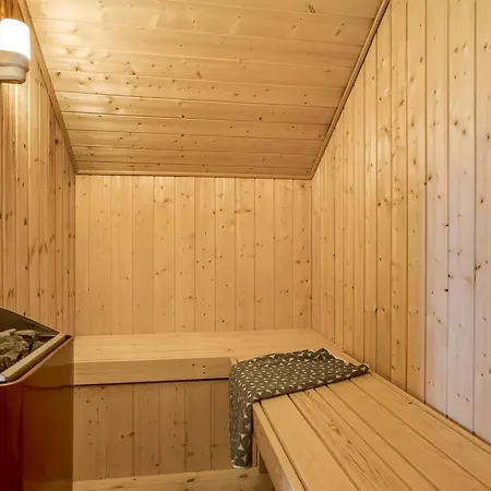 Freya - 200m From The Sea By Interhome *